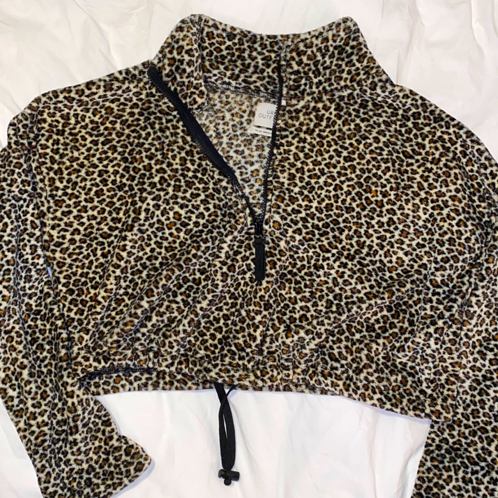 Urban Outfitters Cropped Sweatshirt